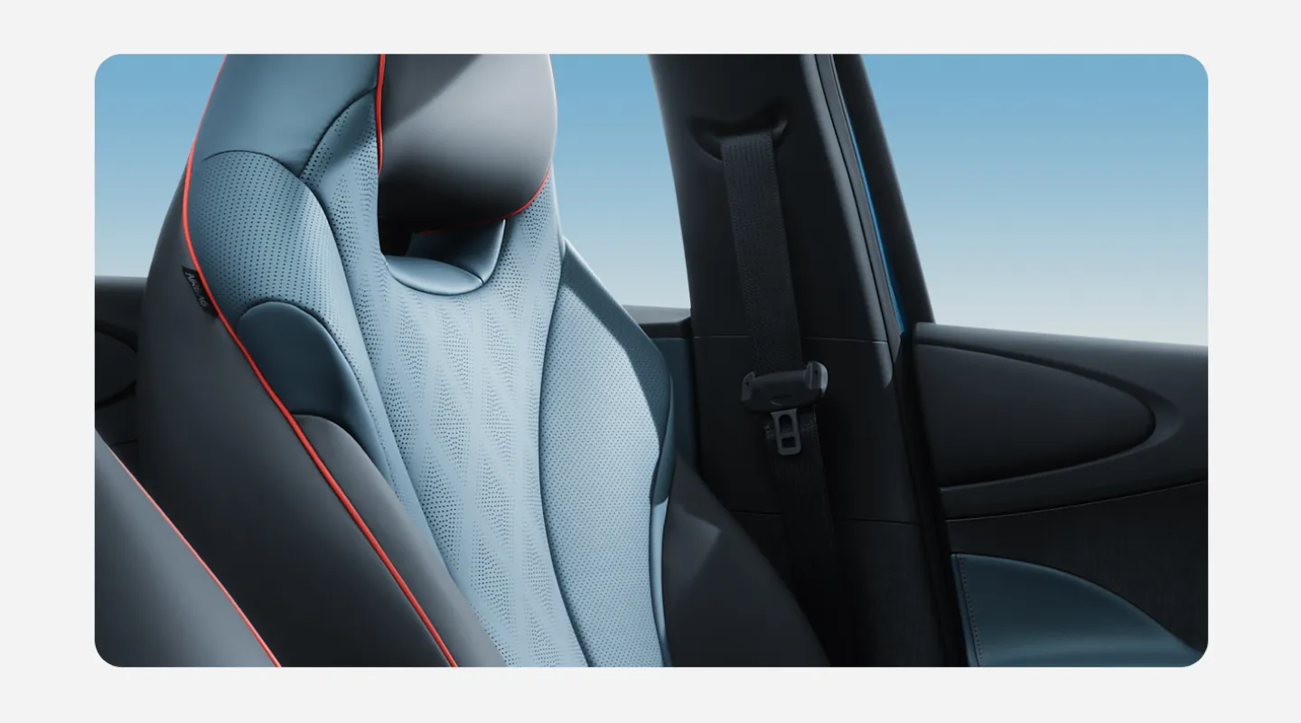 Interior Belakang Dolphin